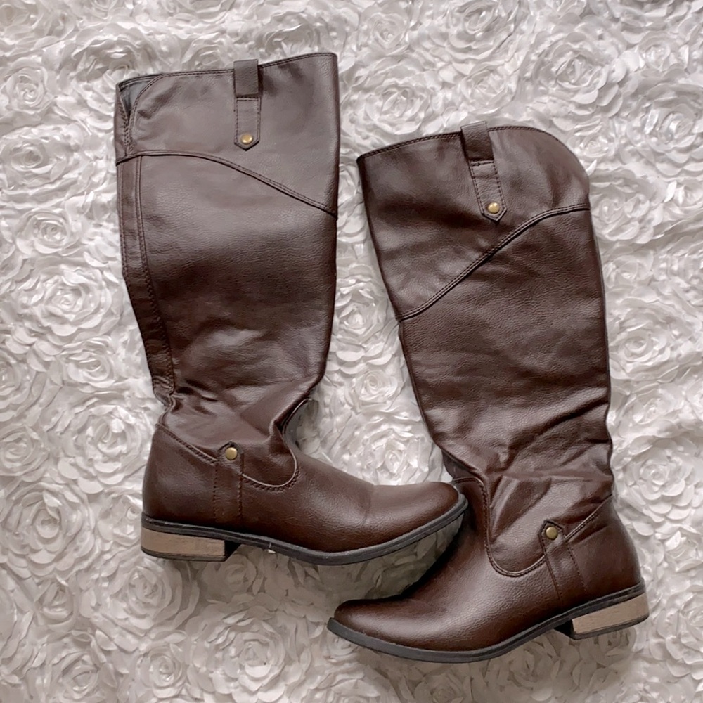 Rampage Riley brown boots size 7.5